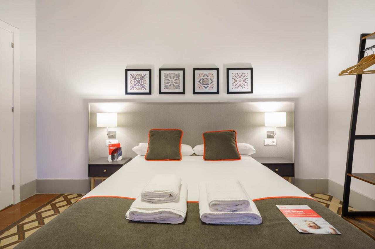 Oyo Fonda Sanchez Hotell Granada Exteriör bild