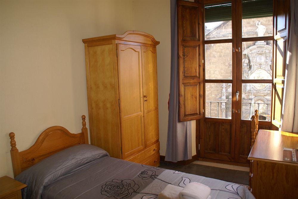 Oyo Fonda Sanchez Hotell Granada Exteriör bild