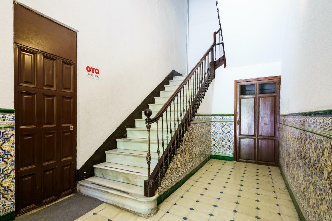 Oyo Fonda Sanchez Hotell Granada Exteriör bild