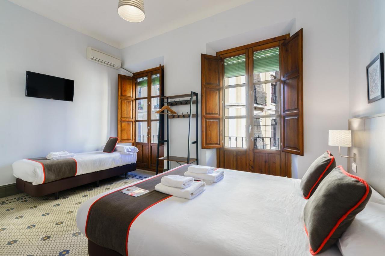 Oyo Fonda Sanchez Hotell Granada Exteriör bild