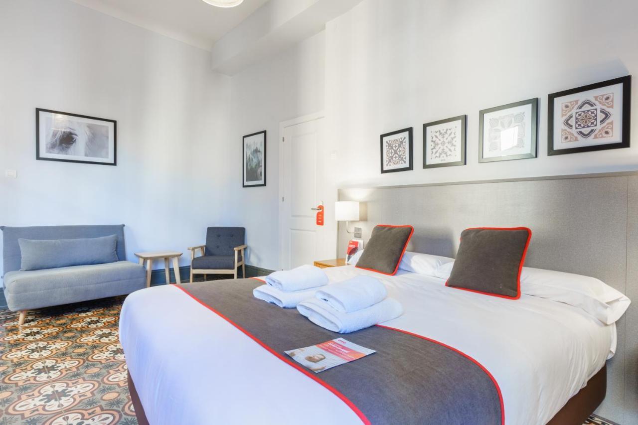 Oyo Fonda Sanchez Hotell Granada Exteriör bild