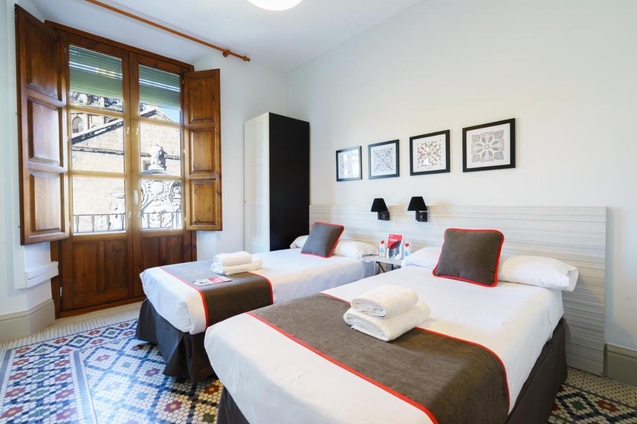 Oyo Fonda Sanchez Hotell Granada Exteriör bild