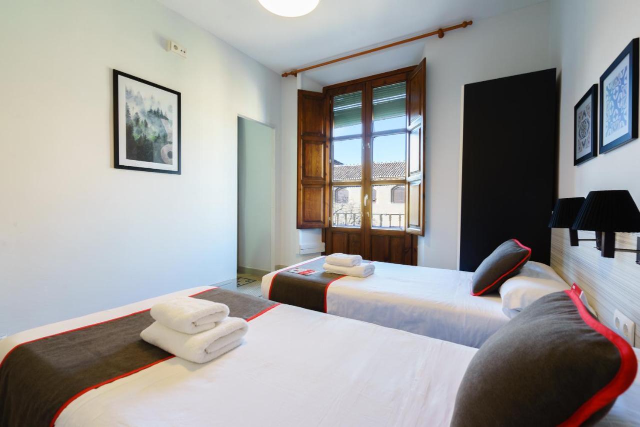 Oyo Fonda Sanchez Hotell Granada Exteriör bild