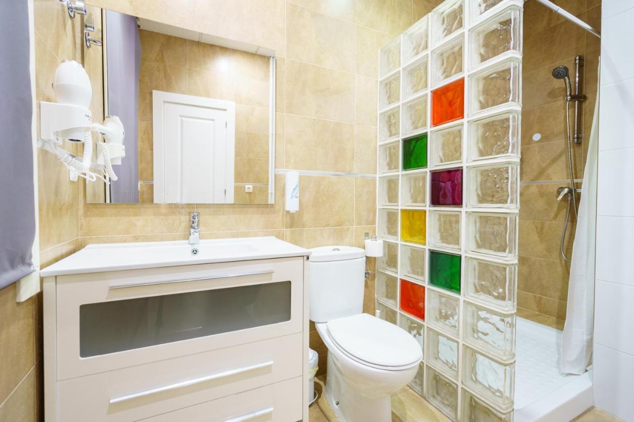 Oyo Fonda Sanchez Hotell Granada Exteriör bild