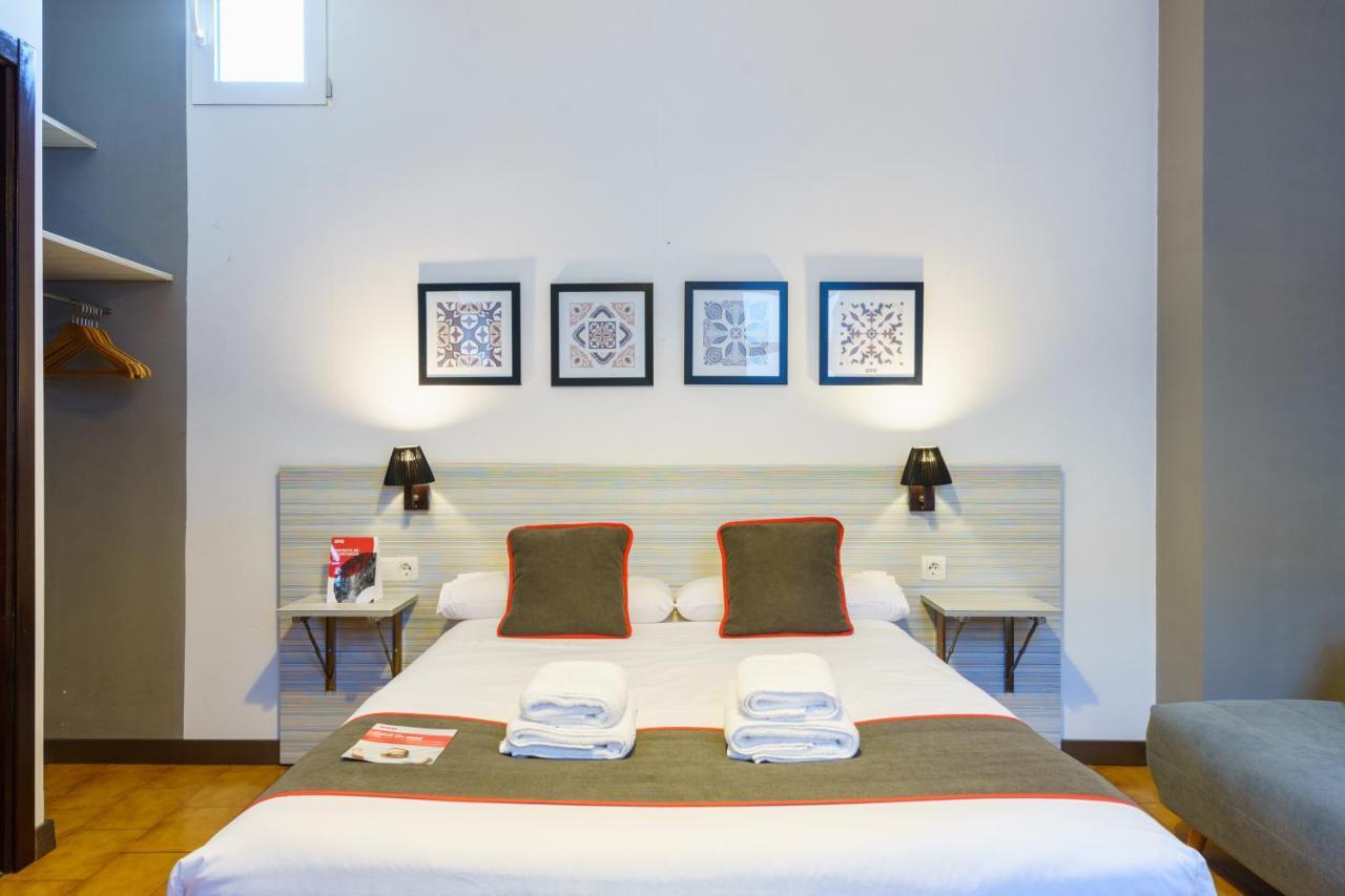 Oyo Fonda Sanchez Hotell Granada Exteriör bild